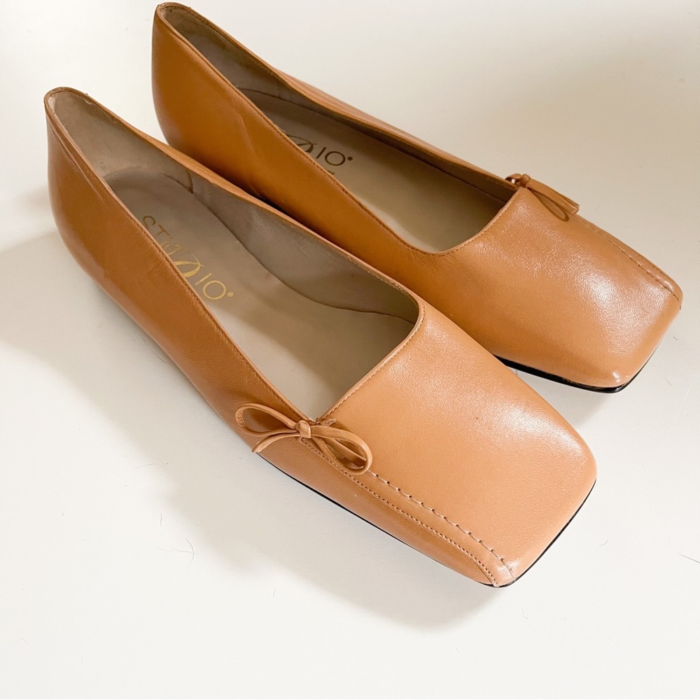 NWOT Delman Square Toe Flats